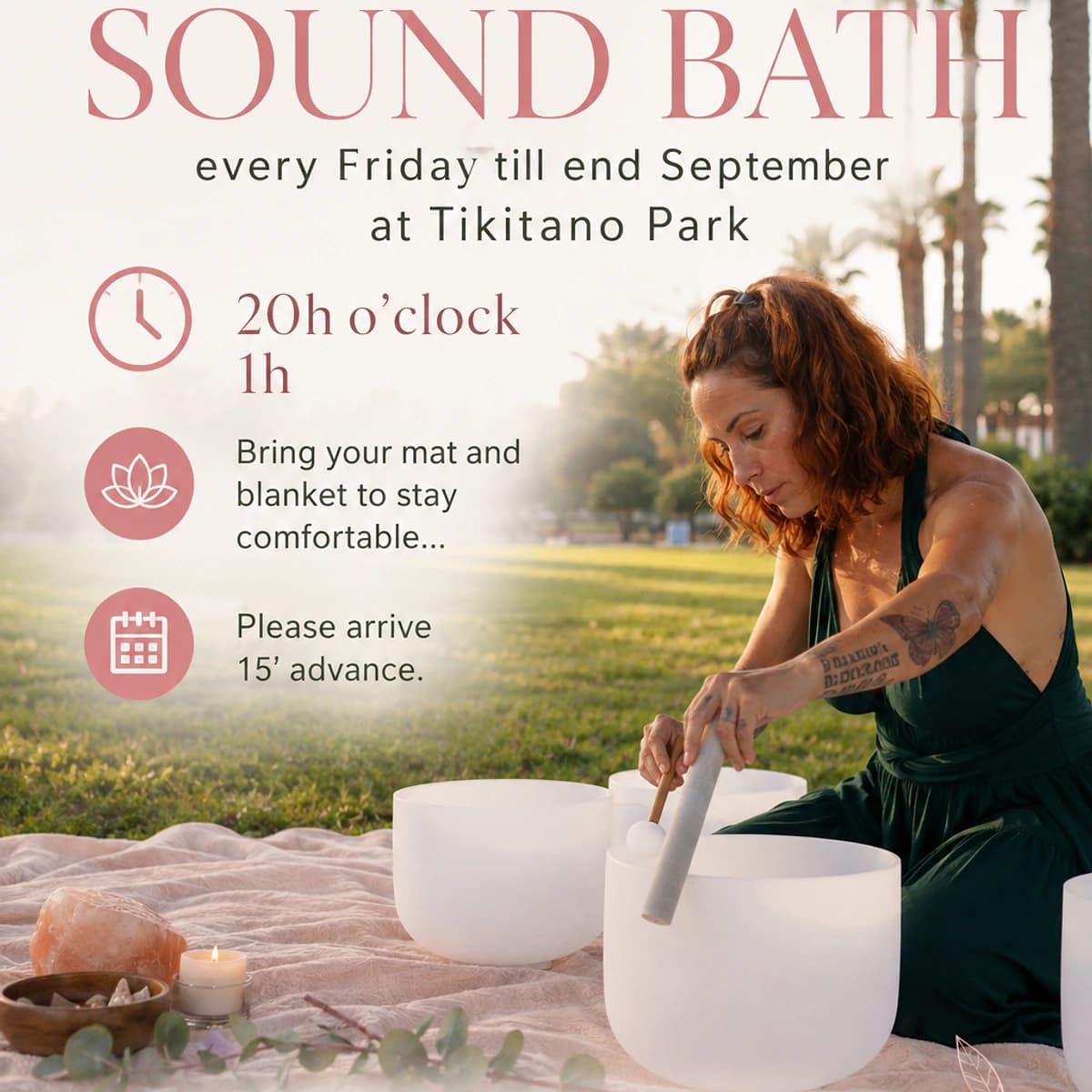 Cartel de Sound Bath de La Silla de Beatriz con una mujer tocando cuencos de cuarzo sobre una manta en un parque con palmeras, junto a información sobre las sesiones de los viernes a las 20:00.
