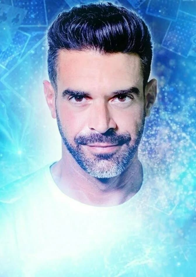 José Tejada realizando magia en Málaga 2026