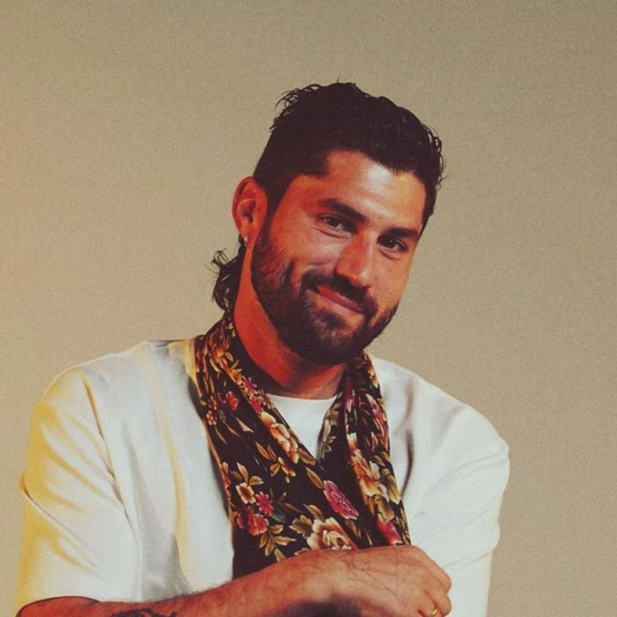 Alejandro Astola actuando en vivo flamenco en Málaga 2026