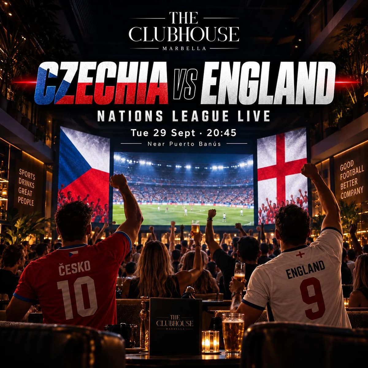 Aficionados de Chequia e Inglaterra animando frente a grandes pantallas de fútbol en The Clubhouse Marbella durante la Nations League.