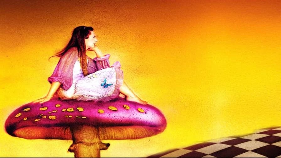 Alizia Maravillas teatro familiar en Málaga 2026 con música lírica, videomapping y actores inspirado en Lewis Carroll para niños